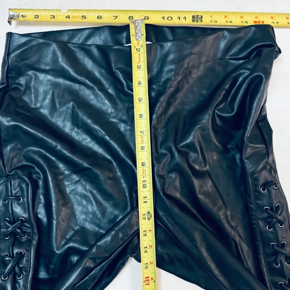 justfab Faux Leather Lace-Up Leggings size 1X new - Picture 8 of 11